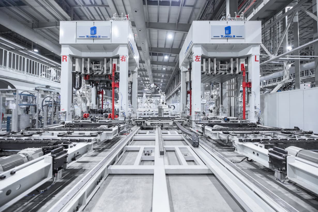 CHANGAN M AUTOMOCION-DISEÑO-CARRUSEL-IMG7