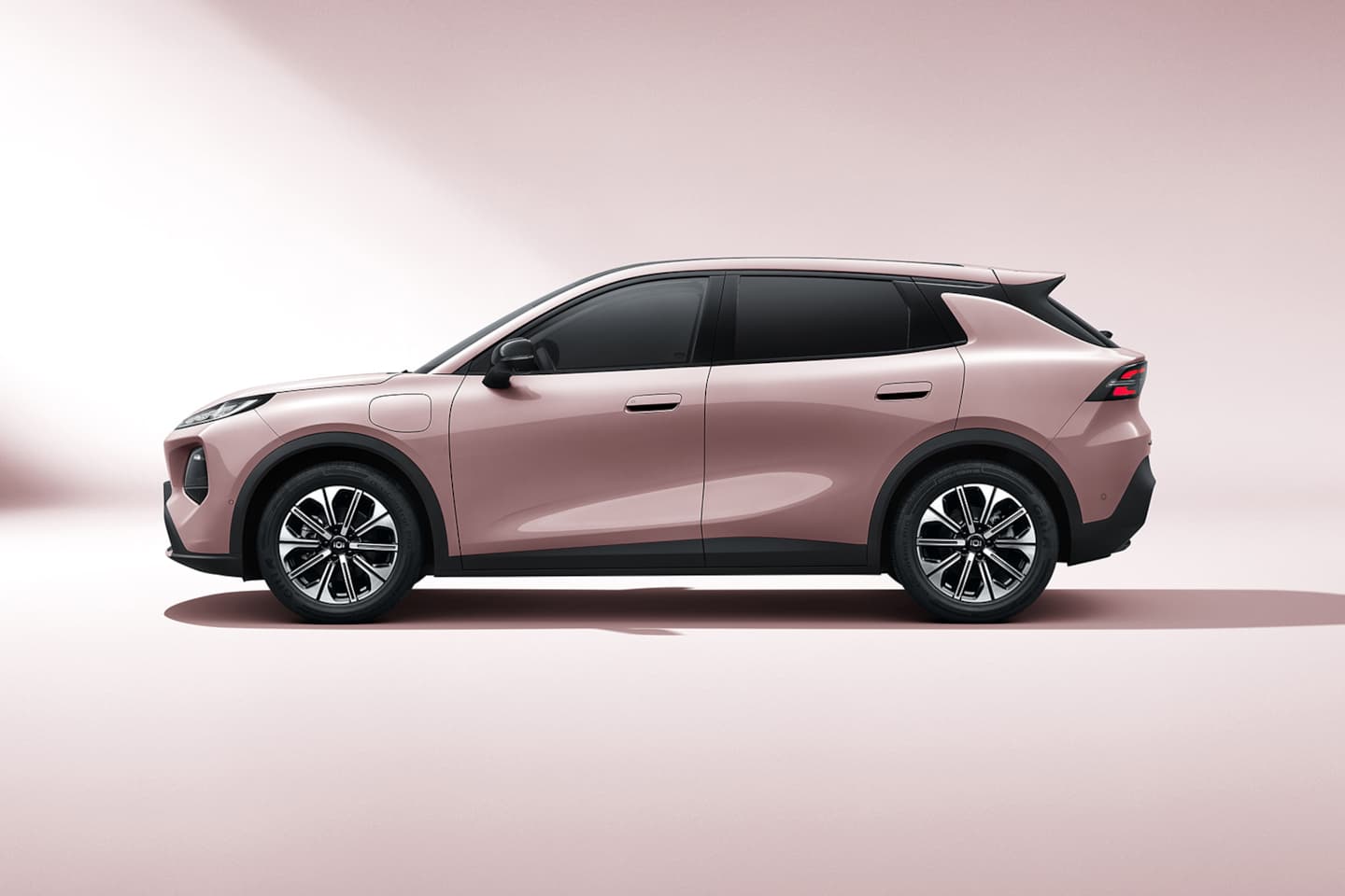 CHANGAN M AUTOMOCION- NevoQ05_C1